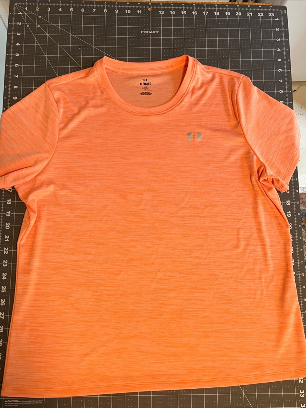 Under Armour Orange Heathered Short Sleeve Performance Shirt sz XL